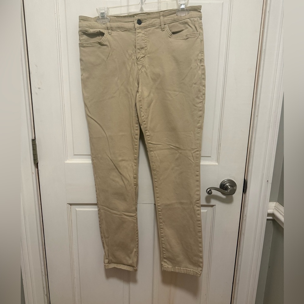 Chaps women’s Khaki Chinos- Size 8